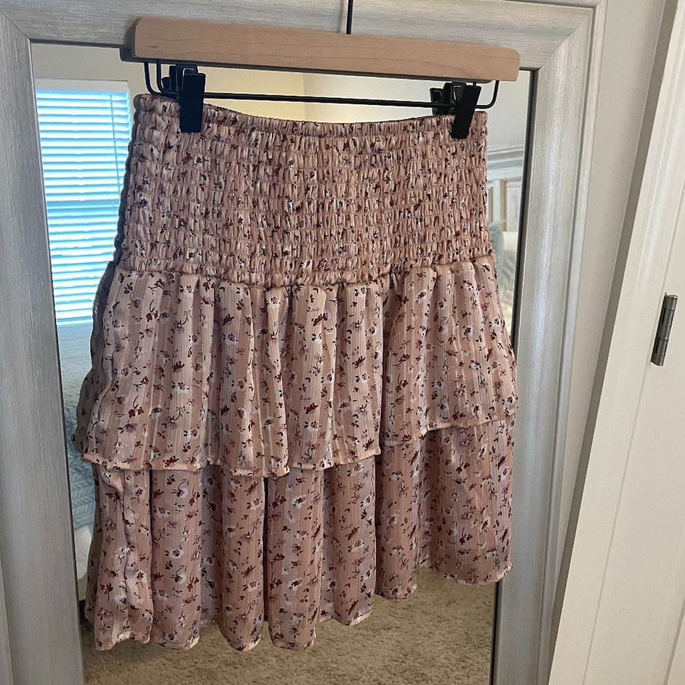 C By One Women's Rose Pink Floral Ruffle Lined Mini Skirt Size M